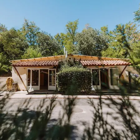 キャンプ場 La Clementine Cendras